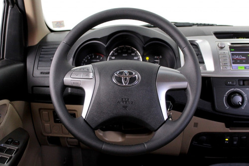 Imagem 9 de 16 de Toyota Hilux Sw4 2.7 Sr Flex Automático - 2015 - Branco