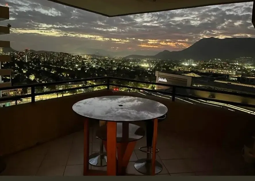 Imagen 2 de 16 de Las Verbenas / Padre Hurtado Nte / 3 Estacionam / 165 Mts2