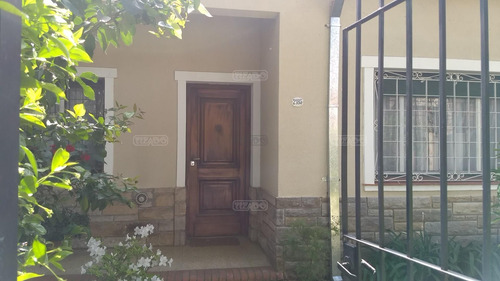 Casa En Venta Ubicado En Florida, Zona Norte