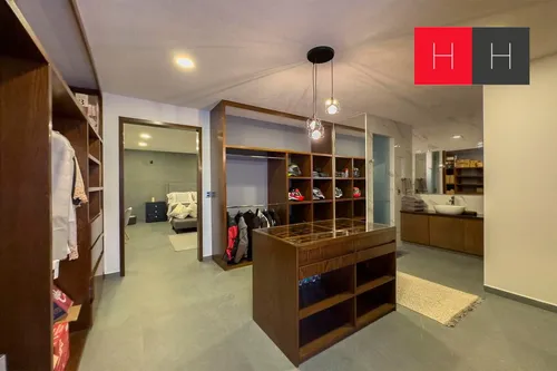 Casa En Venta En Lomas De Angelópolis Iii
