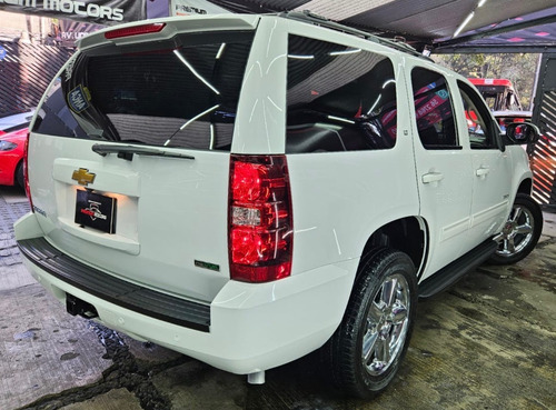 Chevrolet Tahoe E Suv Piel Cd 2a Fila Asientos 4x4 At