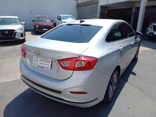 Imagen 13 de 16 de Chevrolet Cruze Ii 1.4 Sedan Ltz At