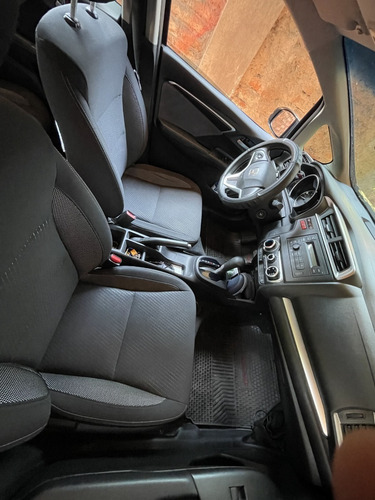 Imagen 13 de 25 de Honda , Wrv 1.5 Automático
