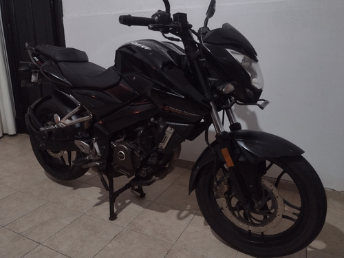 Rouser Ns 200