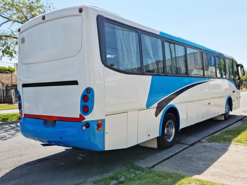 Ómnibus Mercedes Benz 1618 45 Asientos Sin Baño 2011
