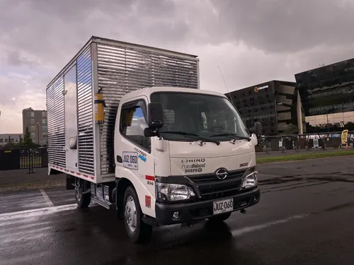 Hino 300 Pro Xzu640l- Hkmln3 4.0 Mt 2022