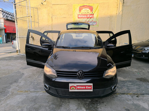 Volkswagen Fox 1.0 Seleção Tec Total Flex 5p