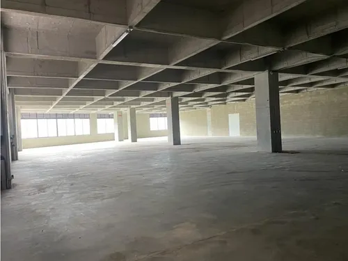 Oficina-bodega Bello