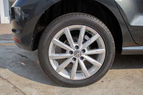 Imagen 8 de 8 de Volkswagen Polo Comfortline Plus L4 1.6l Abs Ba Ac Tm 2020