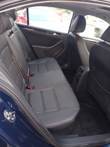 Volkswagen Vento 2.5 Luxury 170cv 2013