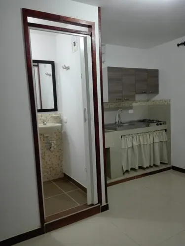 Hermoso Apartaestudio En El Barrio Guayacanes