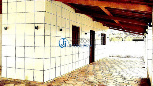 Imagem 4 de 17 de Venda De Casa Na Beira Mar Da Praia Da Redinha Nova, Com 5 Quartos, E Em Local De Fácil Acesso. - Ca00083 - 32895406
