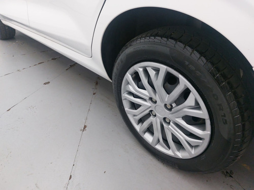 Fiat Cronos 1.3 FIREFLY FLEX DRIVE MANUAL
