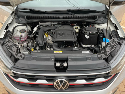 Volkswagen Nivus 1.0 Highline 200 Tsi Aut. 5p marchas