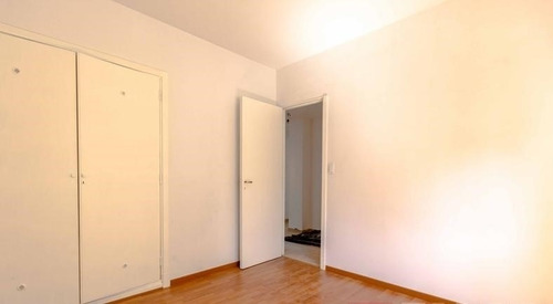 Imagen 6 de 9 de Departamento En Venta En Flores
