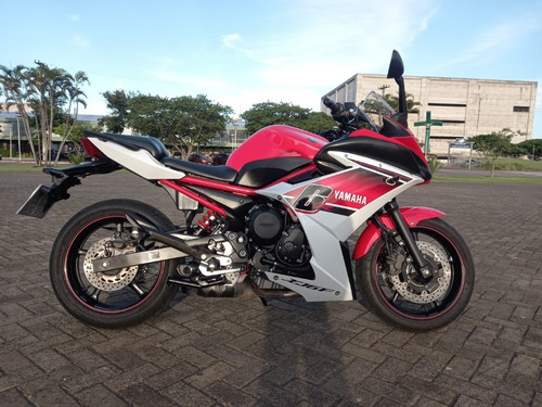 Imagem 4 de 8 de Yamaha Xj6 F. 2014/2015