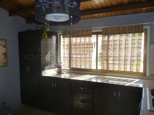Imagen 19 de 30 de Casas En Venta Urbanizacion Colinas De Rosaleda Barquisimeto Cod Flex De Referencia # 22-18217 Mr / 0 4 1 2 1 5 1 8 8 9 3