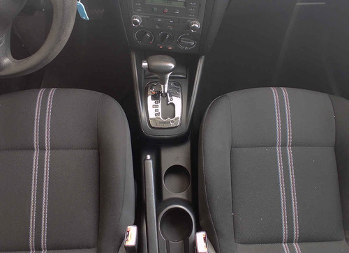 Imagen 15 de 15 de Volkswagen Jetta 2013 4p Cl Team L4/2.0 Aut