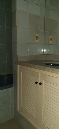 Apartamento Sobre Avenida, Ambientes Amplios