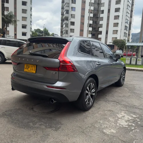 Volvo XC60 XC60 T5 Awd Momentum Blindaje 2 Plus At 2.0 Cc