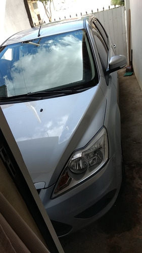 Imagem 4 de 9 de Ford Focus