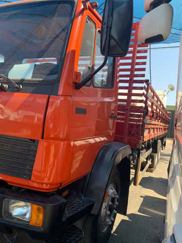 Imagem 2 de 13 de Mercedes Mb 1218 1418 1618 6x2 Truck Carroceria Graneleira