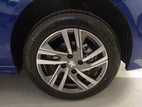 Imagen 13 de 15 de Peugeot 208 Feline