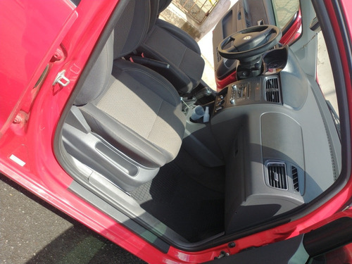 Volkswagen Spacefox 2011 1.6 Sportline Total Flex 5p