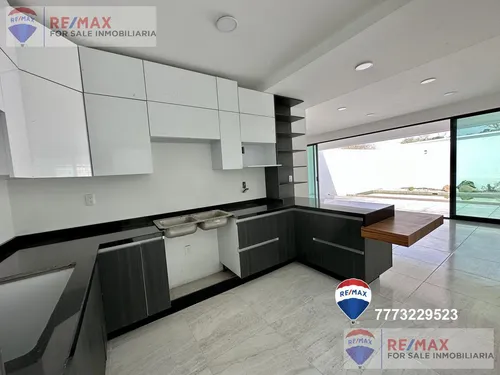 Venta De Casa Sola, Fracc. Las Fincas, Jiutepec, Morelosclave 4253