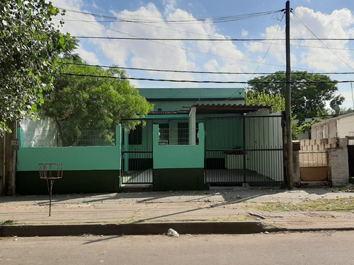 Casa 3 Dormitorios ,1 Baño