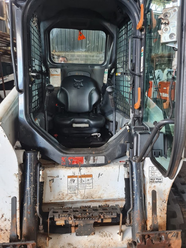 Imagem 6 de 7 de Minicarregadeira Sobre Esteiras Bobcat T630 505hs Ano 2019
