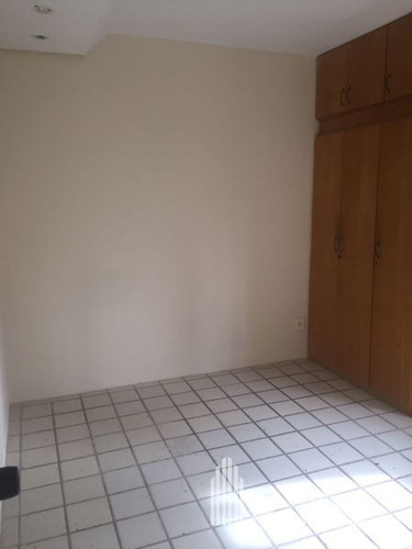 Imagem 11 de 16 de Apartamento Padrão Com 3 Quartos No Edf. Brunoville - Vd1400-v