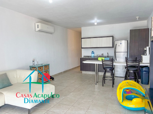 Cad Residencial Caracol Playa Gaviotas Suite 704. Tu Refugio En Acapulco: Funcional, Accesible Y Con Gran Potencial De Inversión