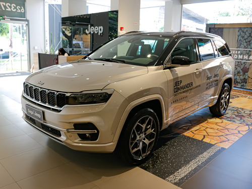 Imagem 1 de 14 de Jeep Commander Overland T380 Diesel 4x4 (aut)