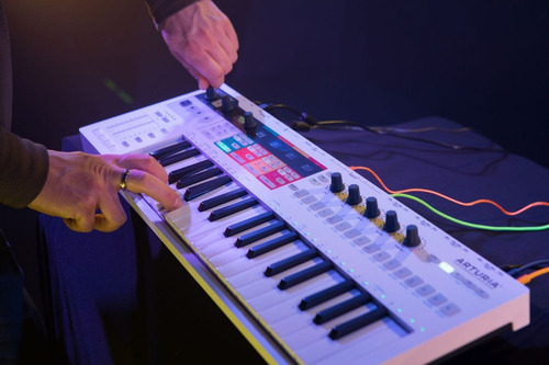 Imagen 8 de 10 de Arturia Keystep Pro 37 Teclas Sequencer Controlador