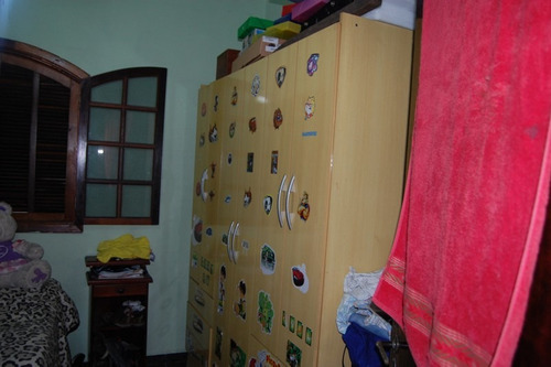 Imagem 1 de 15 de Casa Terrea 2 Dormitórios Parque Santo Antonio S.b.campo - 1033-9556