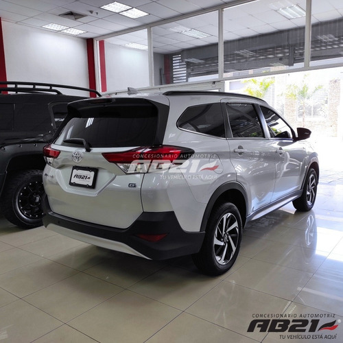 Imagen 4 de 11 de Toyota Rush G