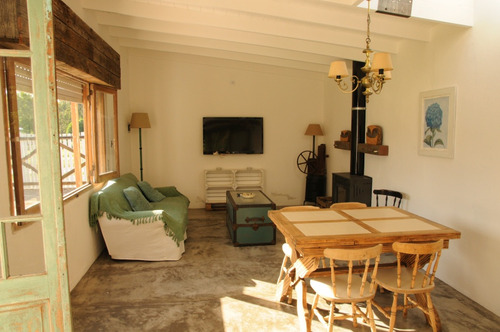 Casa De Playa. Luna Roja. Chapadmalal. 4 Personas