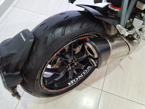 Imagem 8 de 15 de Honda Cb 1000 R