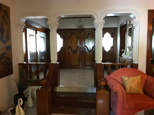 Imagen 20 de 30 de Hermosa Casa Con Excelente Ubicacion Y Acabados De Lujo