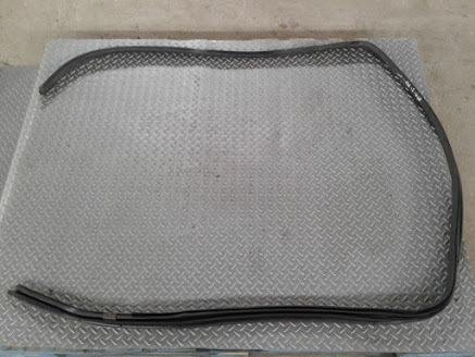 Hule Sello Carroceria Trasera Der. Nissan Sentra 2004-2006