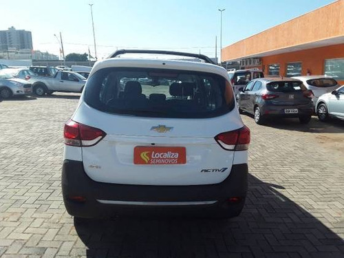 Imagem 2 de 9 de Chevrolet Spin 1.8 Activ7 8v Flex 4p Automático