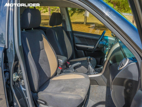 Imagen 11 de 25 de Suzuki Grand Vitara Limited 2.4 4x2 | Permuta / Financia