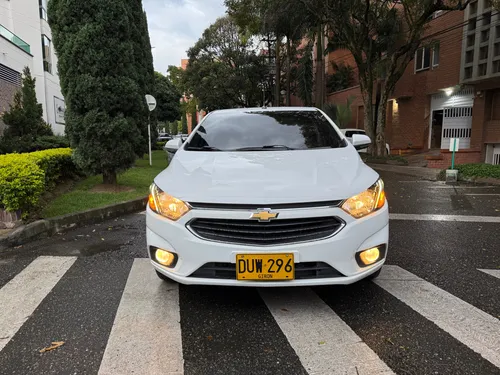 Chevrolet Onix 1.4 Ltz 5 p
