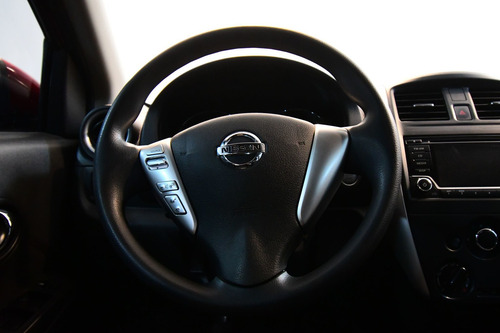 Imagen 11 de 15 de Nissan Versa 2019 1.6 Advance Mt