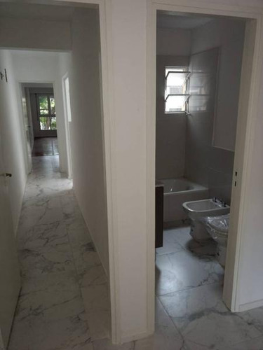 Imagen 5 de 17 de Departamento En Venta De Tres Dormitorios