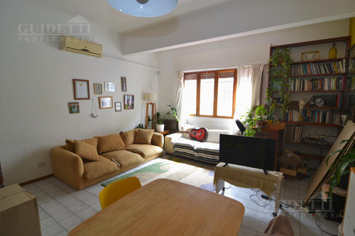 Departamento 3 Ambientes Con Terraza En Llavallol Al 4100