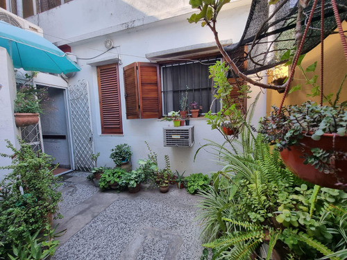 Ph En Banfield Oeste- Venta