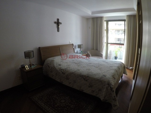 Imagem 10 de 30 de Lindo Apartamento Com 4 Quartos Sendo 2 Suítes No Centro De Teresópolis - Ap01219 - 34747086