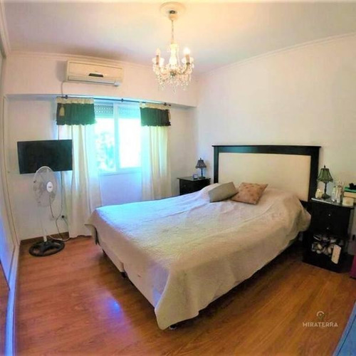 Espectacular Casa De Pasillo A La Venta.